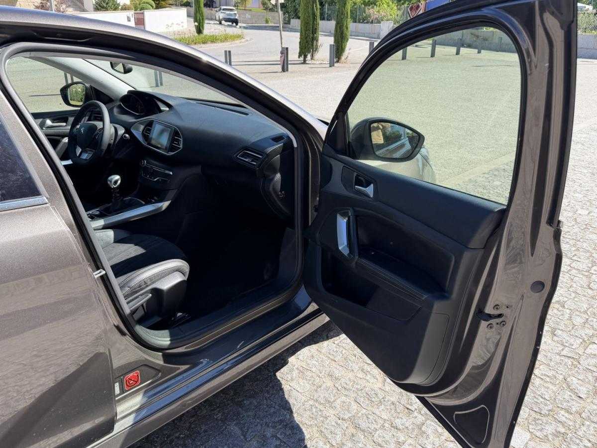 peugeot-308-2014-diesel-1560cc