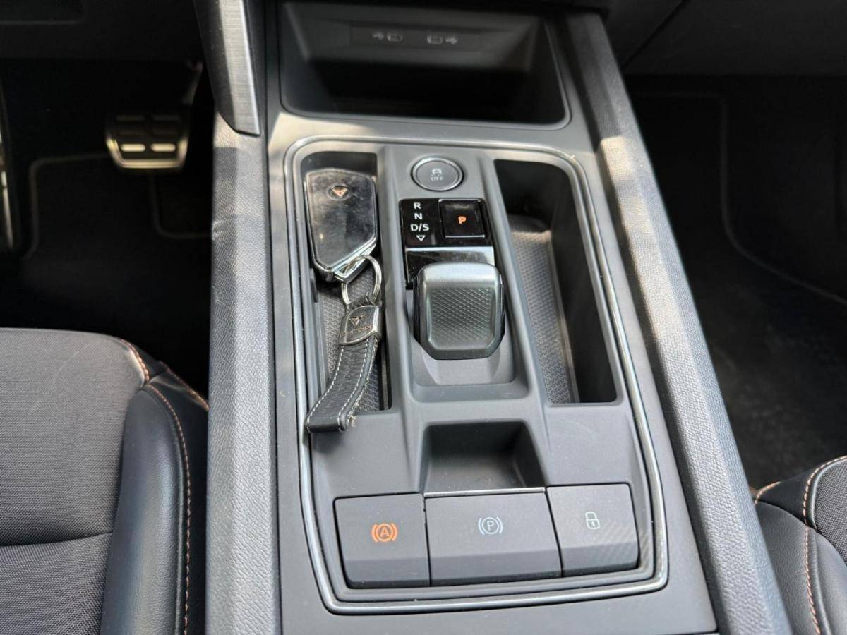 cupra-leon-sportstourer-2023-hibrido-1498cc