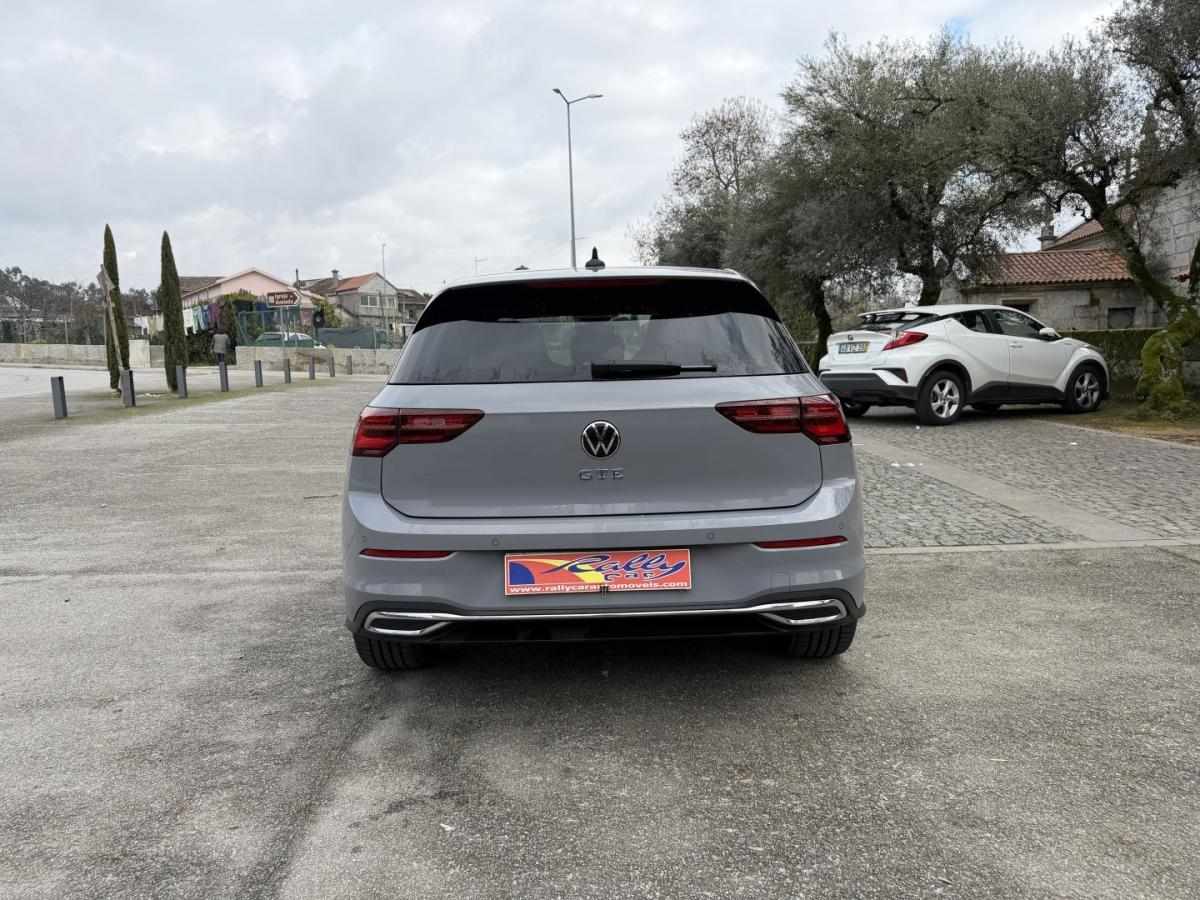 volkswagen-golf-2024-hibrido-1395cc