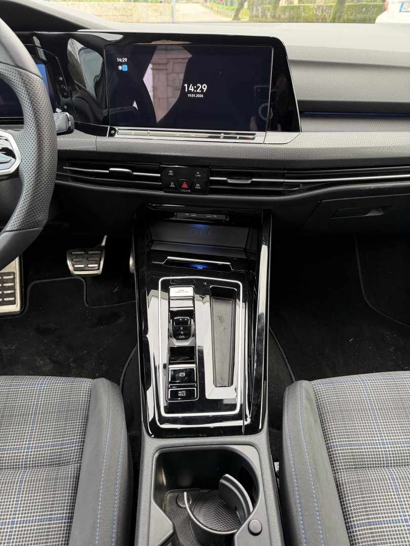 volkswagen-golf-2024-hibrido-1395cc