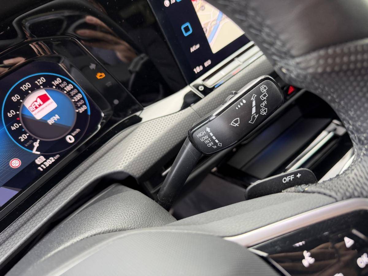 volkswagen-golf-2024-hibrido-1395cc