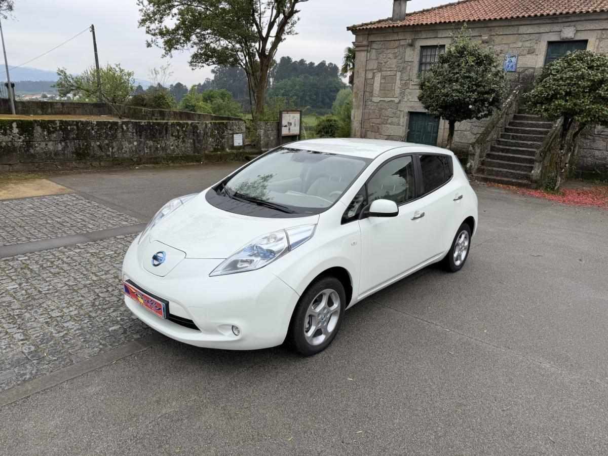 nissan-leaf-2010-eletrico-0cc