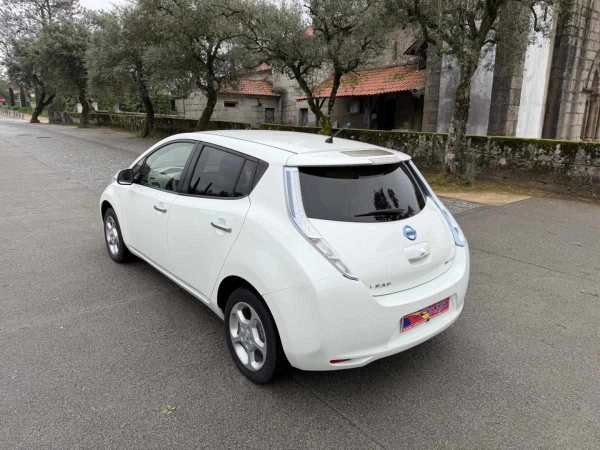 nissan-leaf-2010-eletrico-0cc