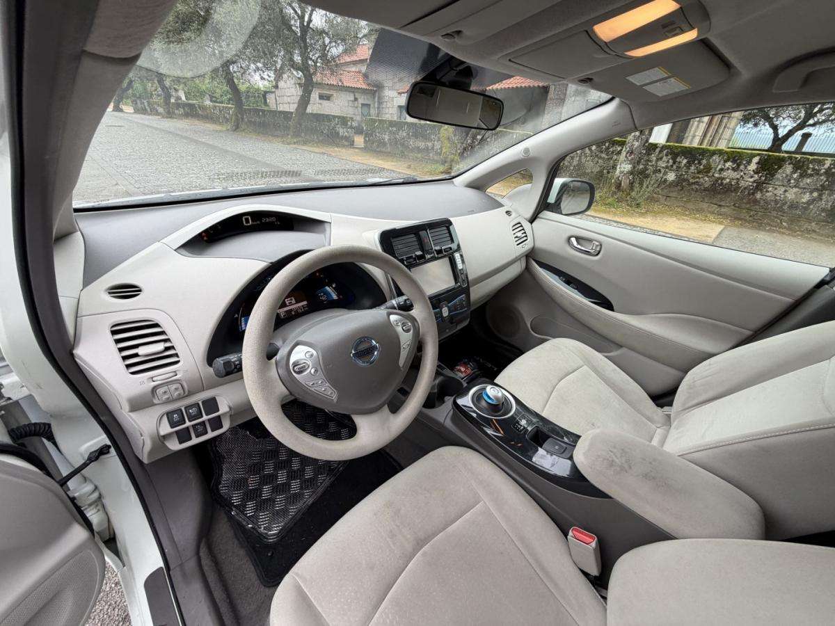 nissan-leaf-2010-eletrico-0cc