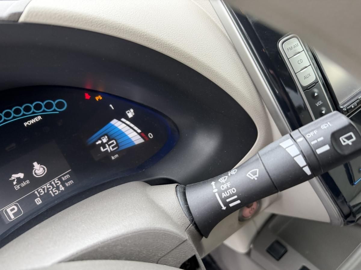 nissan-leaf-2010-eletrico-0cc