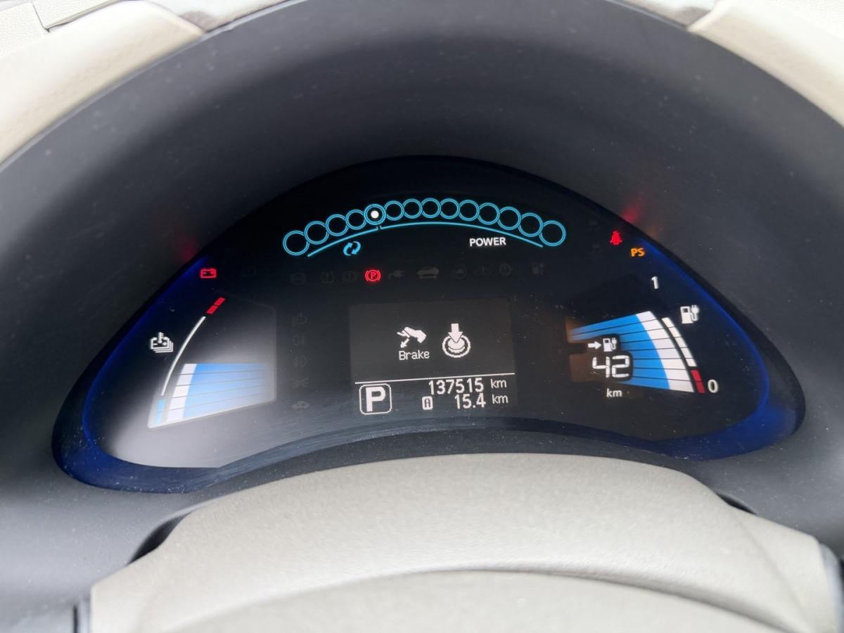 nissan-leaf-2010-eletrico-0cc