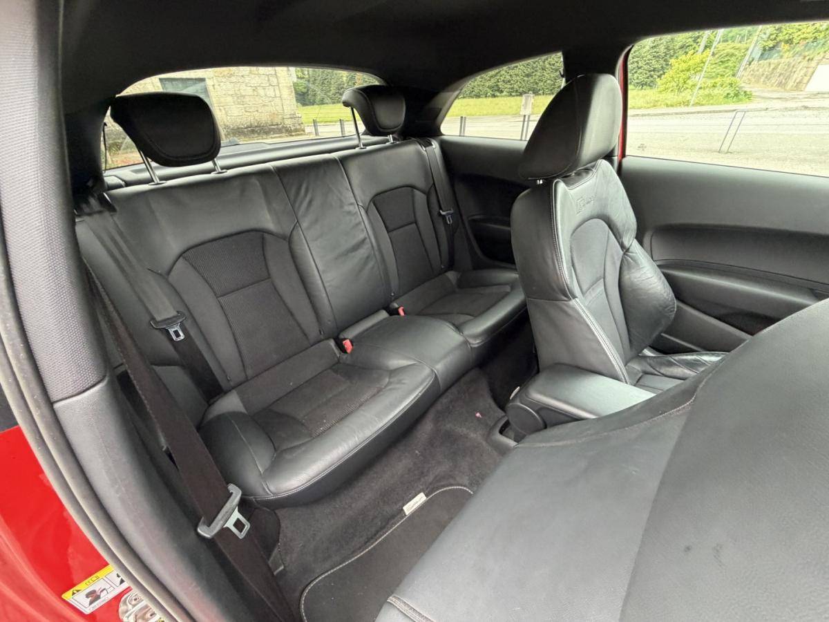 audi-a1-2012-diesel-1598cc