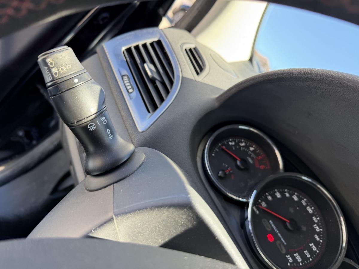 renault-megane-coupe-2013-diesel-1461cc
