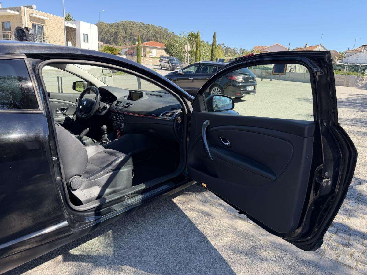 renault-megane-coupe-2013-diesel-1461cc