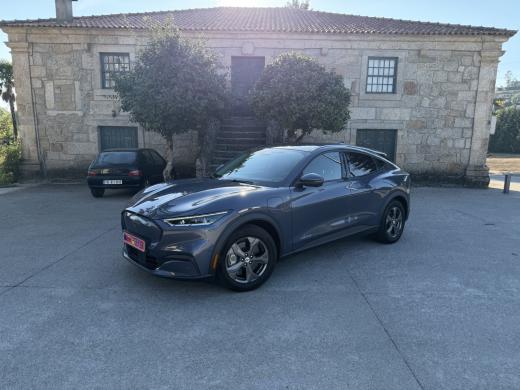 ford-mustang-mach-e-2021-eletrico-0cc