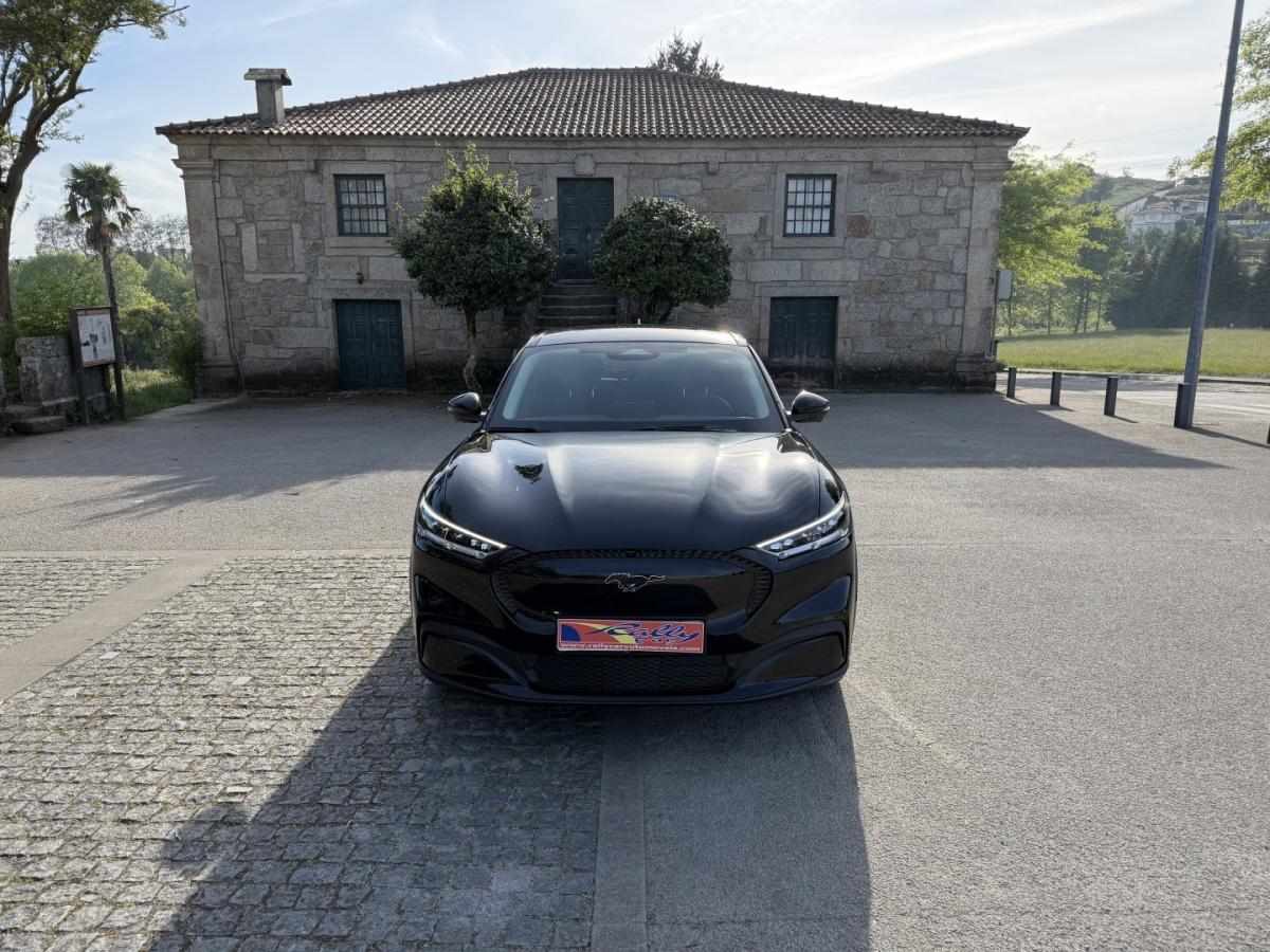 ford-mustang-mach-e-2021-eletrico-0cc