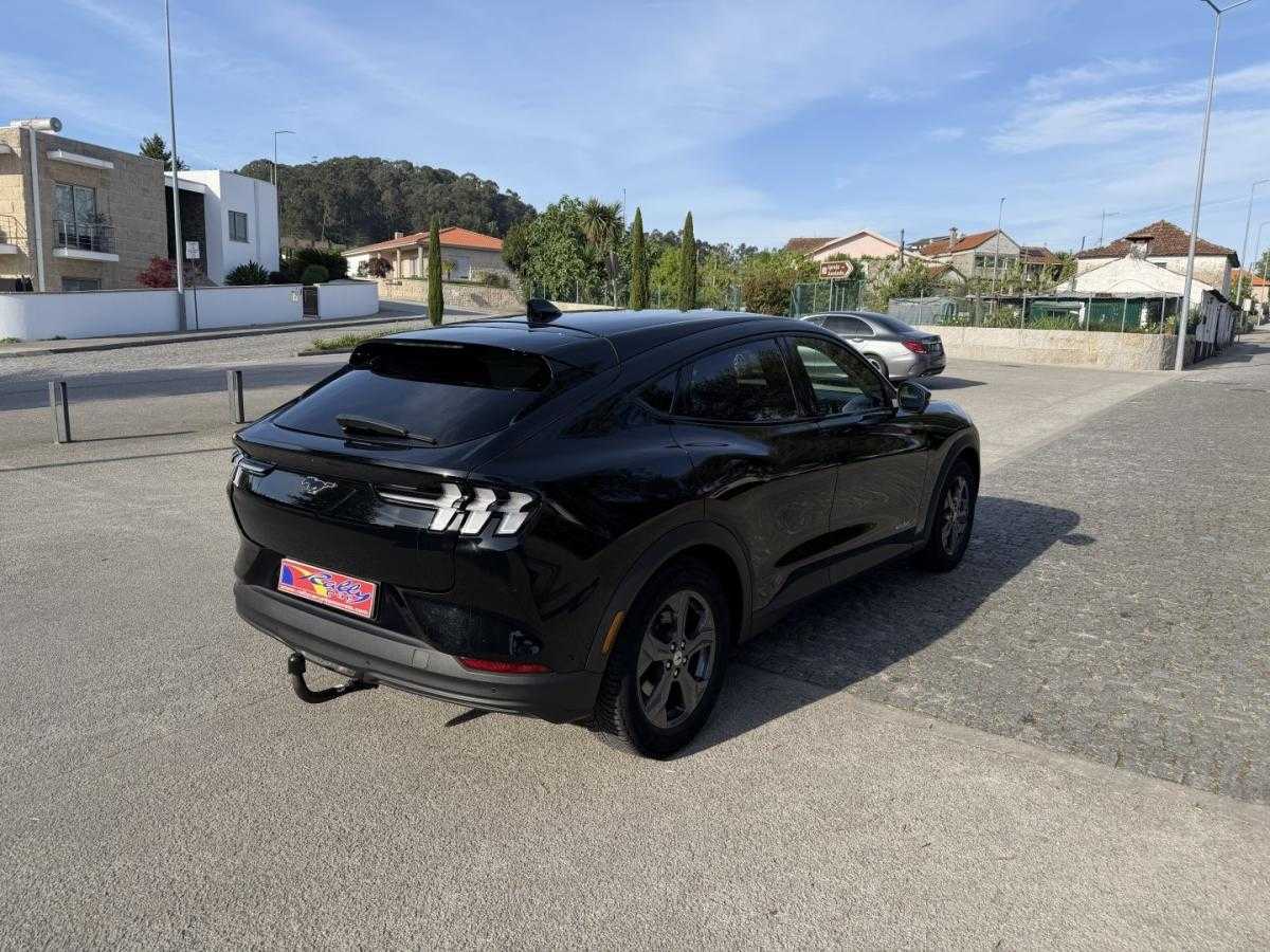 ford-mustang-mach-e-2021-eletrico-0cc
