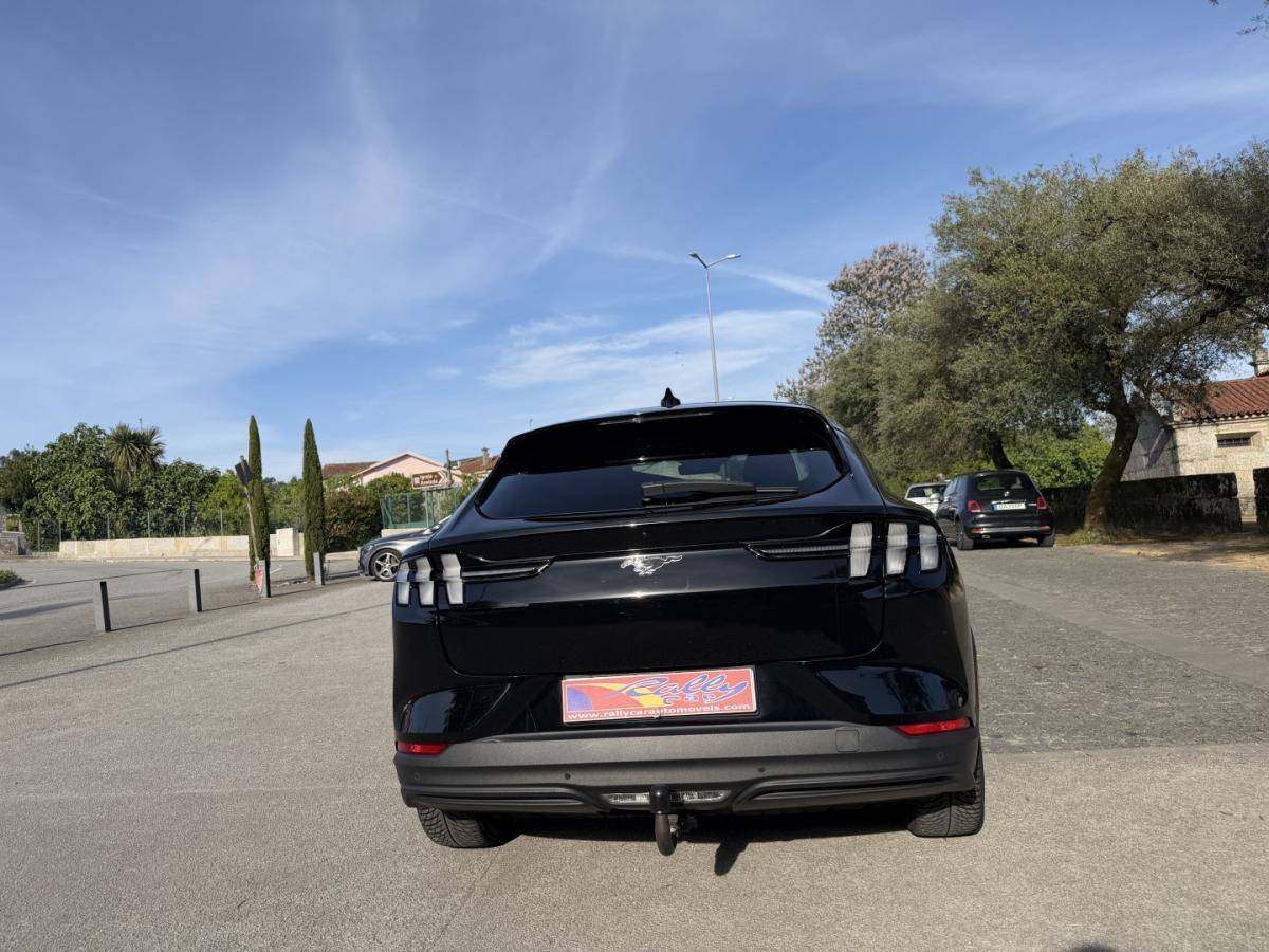 ford-mustang-mach-e-2021-eletrico-0cc