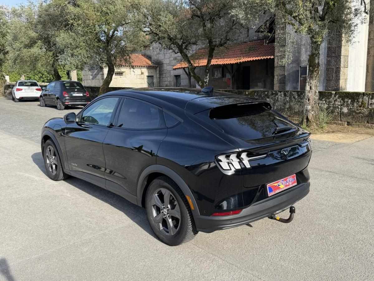 ford-mustang-mach-e-2021-eletrico-0cc