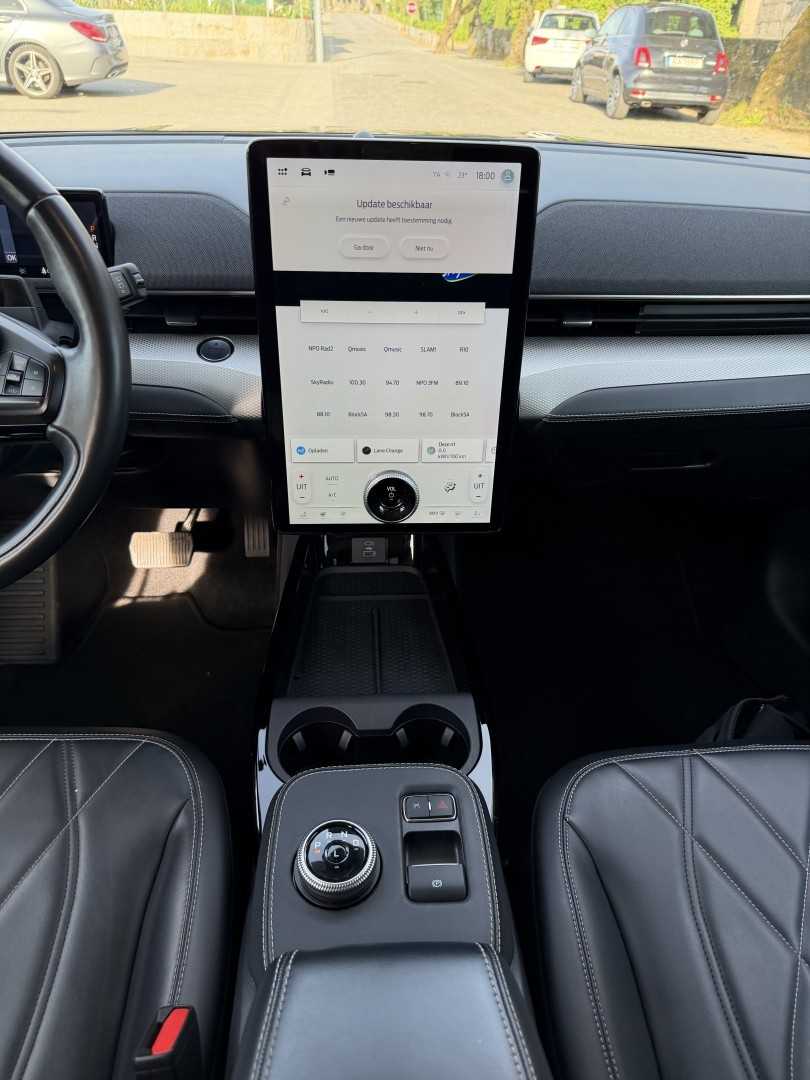 ford-mustang-mach-e-2021-eletrico-0cc