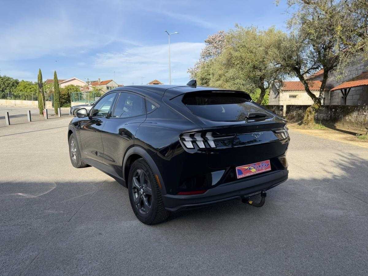 ford-mustang-mach-e-2021-eletrico-0cc