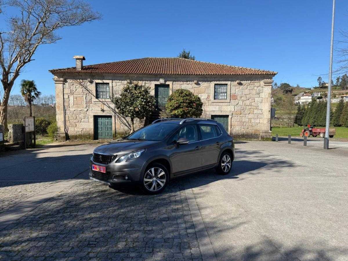 peugeot-2008-2018-gasolina-1199cc