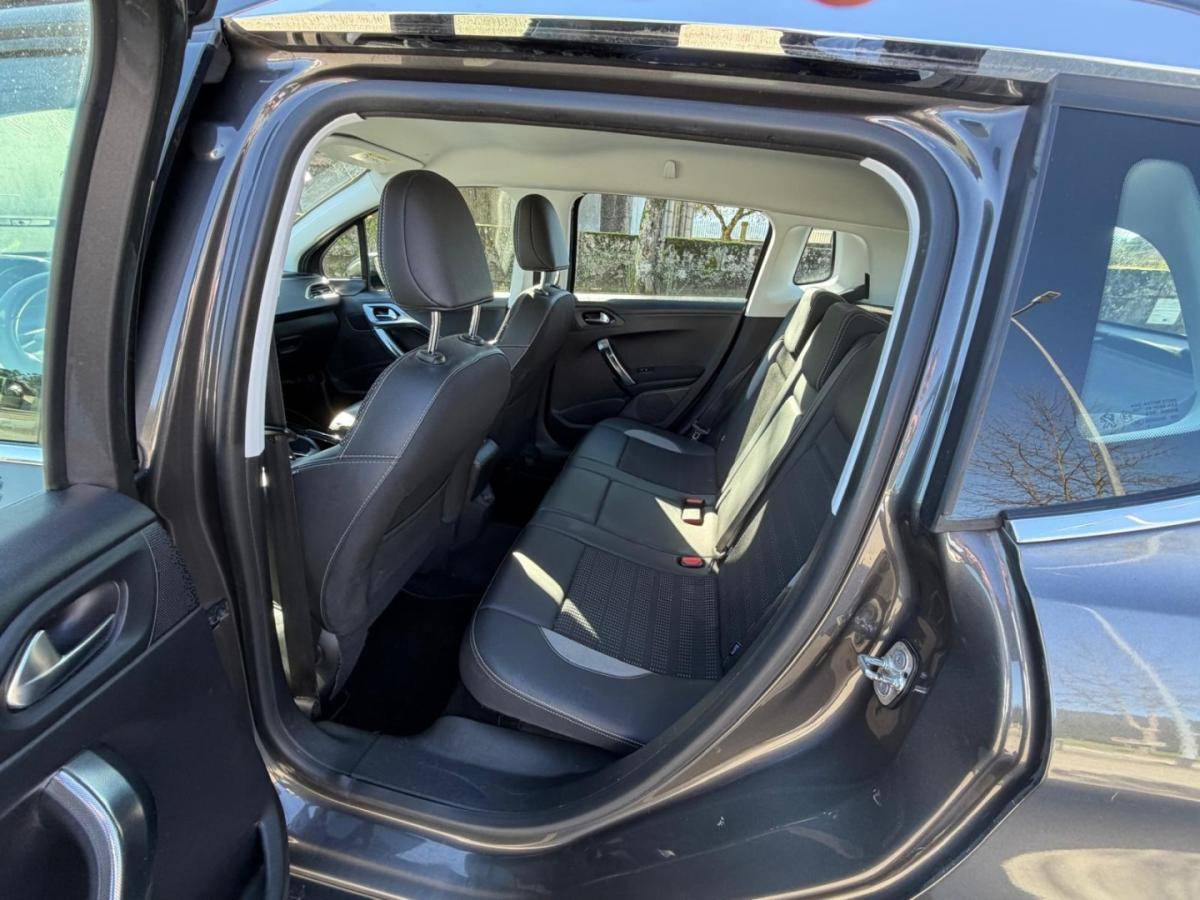 peugeot-2008-2018-gasolina-1199cc