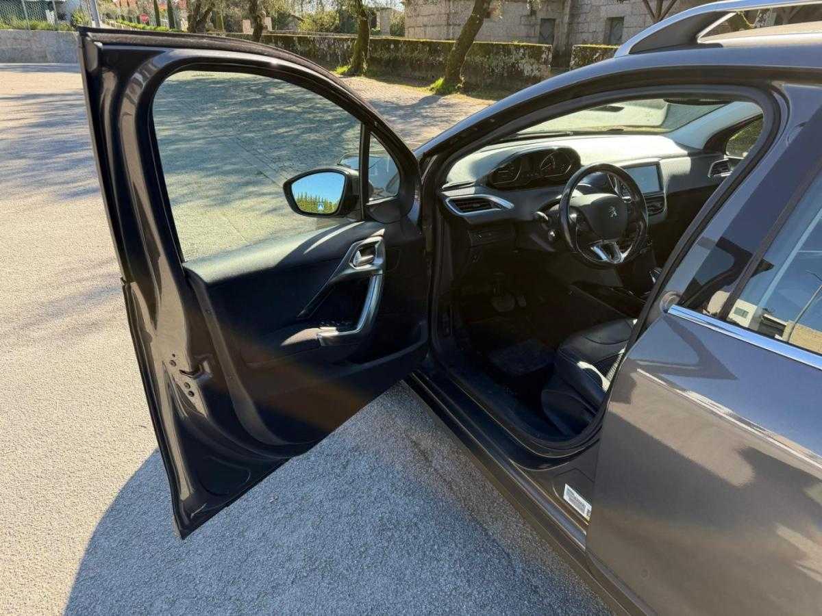 peugeot-2008-2018-gasolina-1199cc