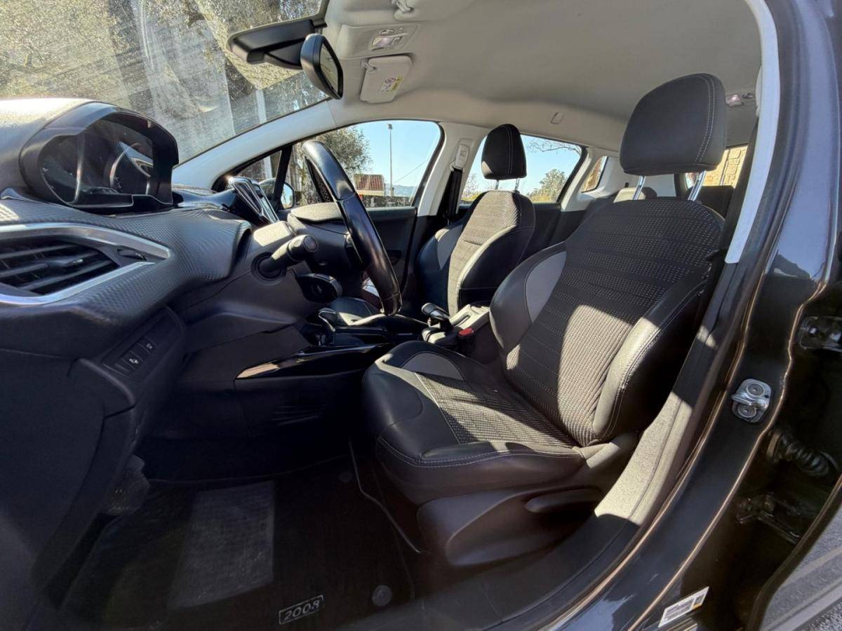 peugeot-2008-2018-gasolina-1199cc