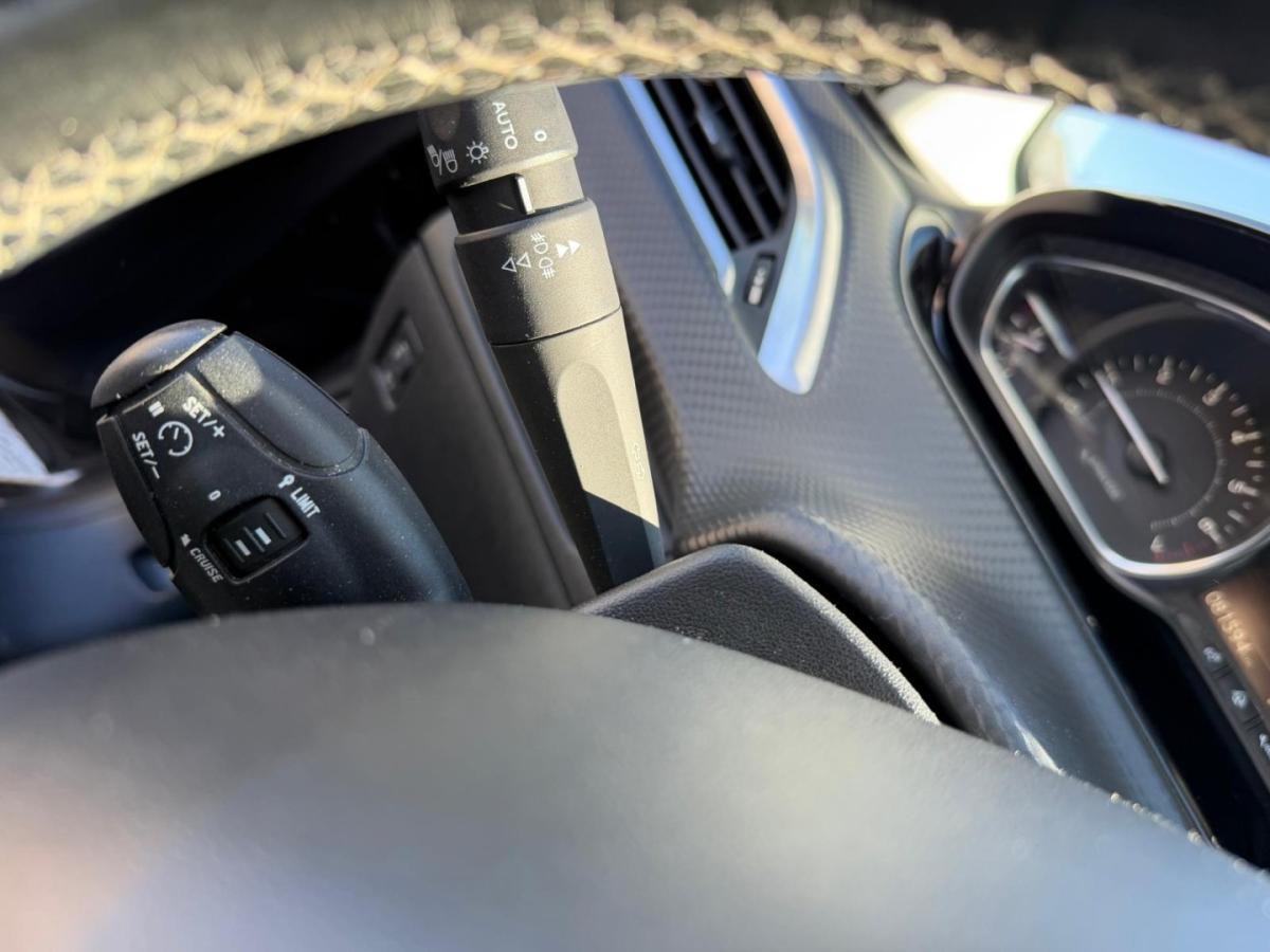 peugeot-2008-2018-gasolina-1199cc