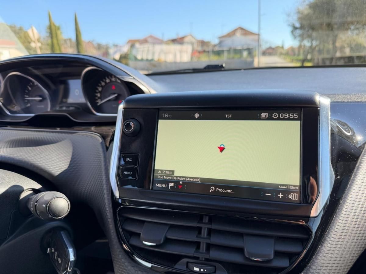 peugeot-2008-2018-gasolina-1199cc