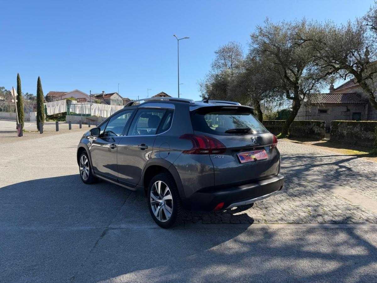 peugeot-2008-2018-gasolina-1199cc