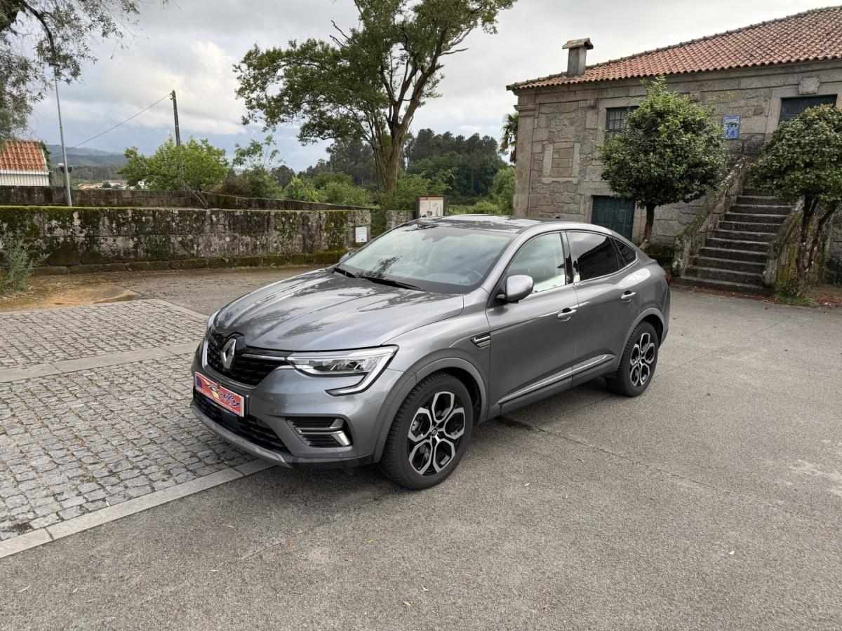 renault-arkana-2022-hibrido-1598cc