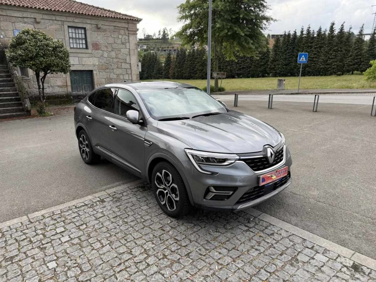 renault-arkana-2022-hibrido-1598cc