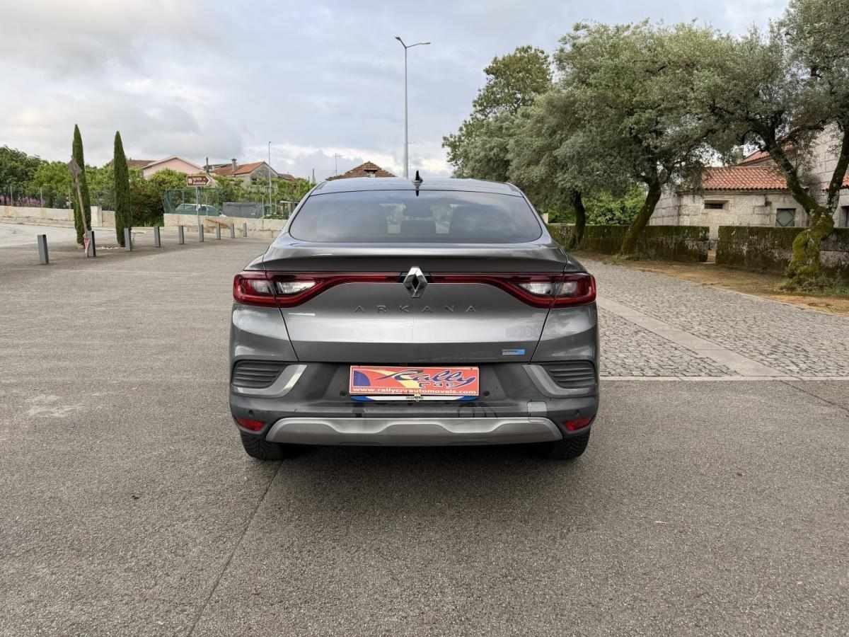 renault-arkana-2022-hibrido-1598cc