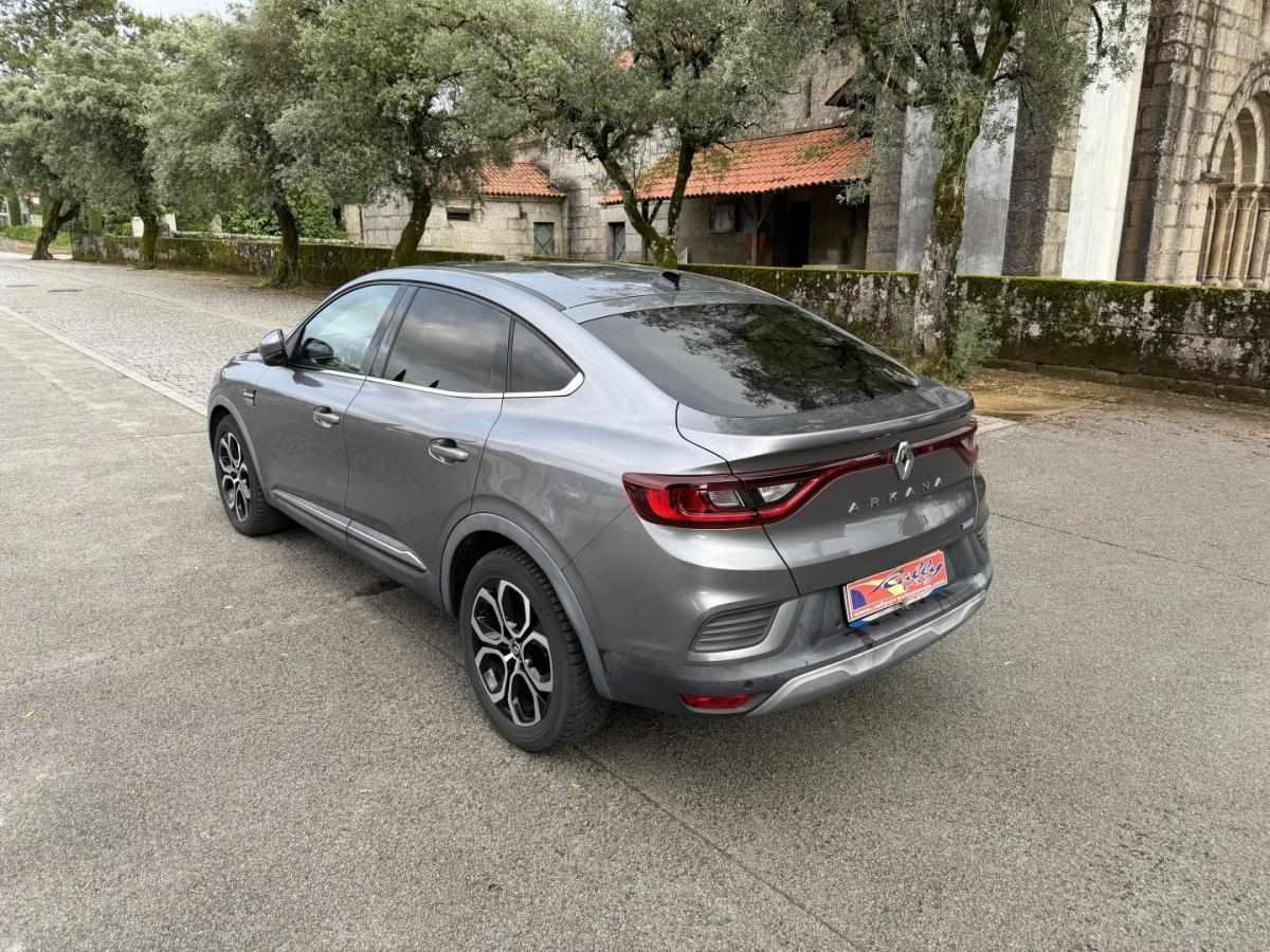 renault-arkana-2022-hibrido-1598cc