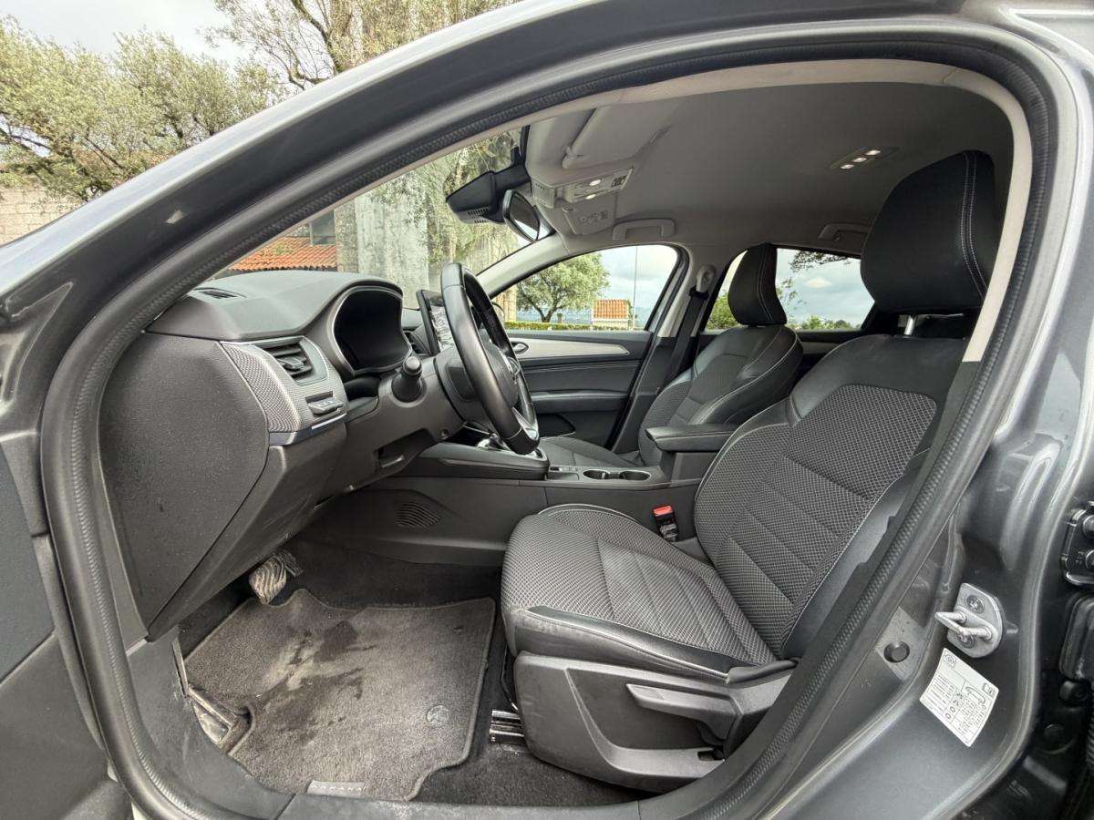 renault-arkana-2022-hibrido-1598cc