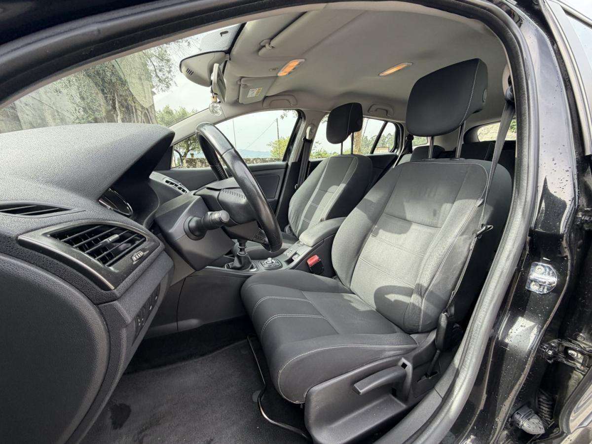 renault-megane-break-2014-diesel-1461cc