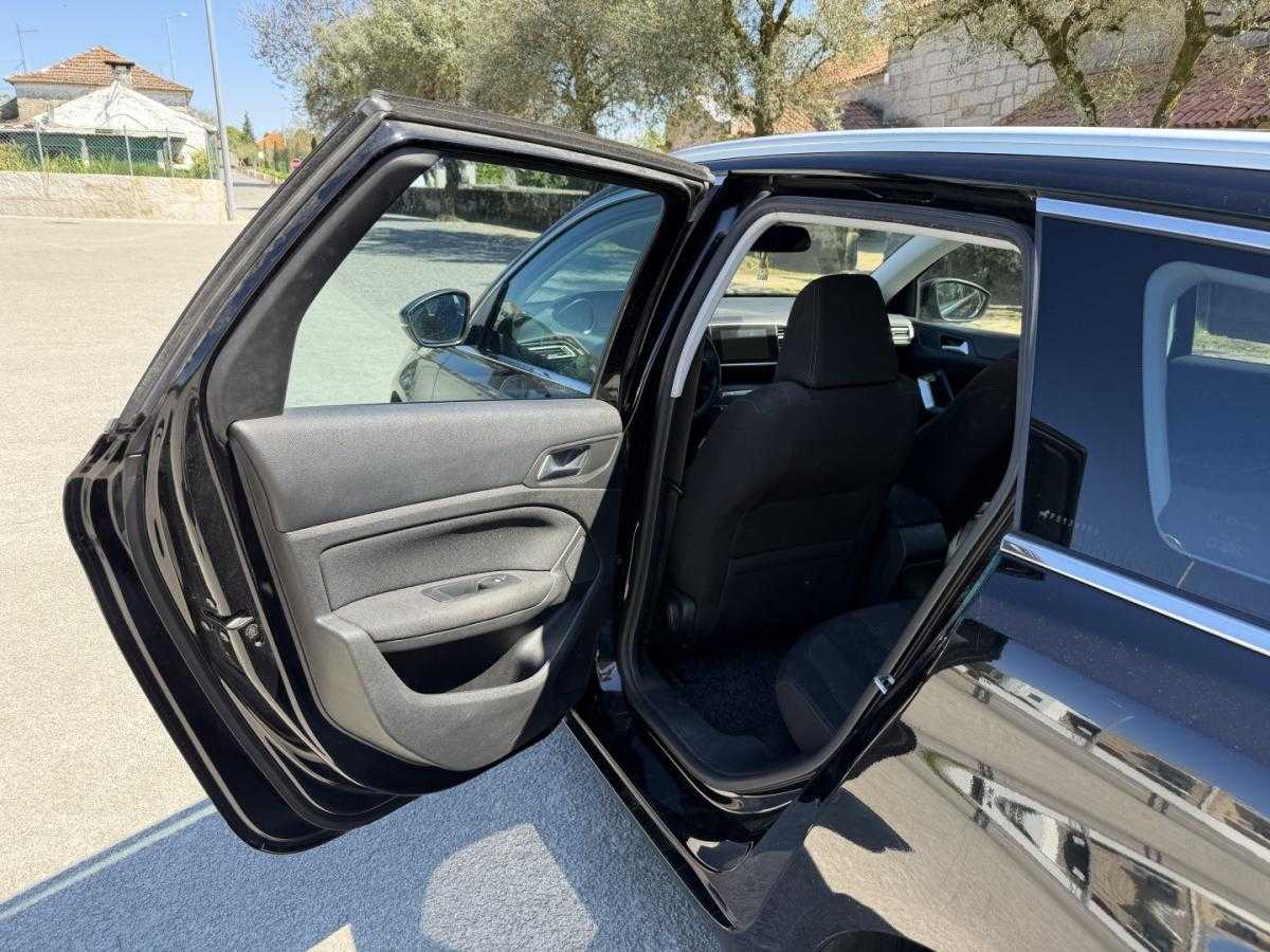 peugeot-308-sw-2015-diesel-1997cc