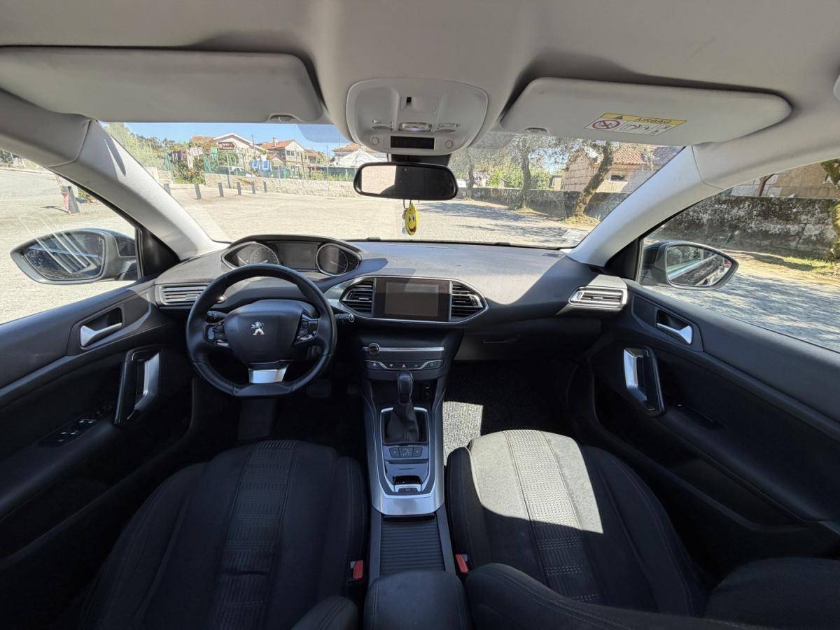 peugeot-308-sw-2015-diesel-1997cc