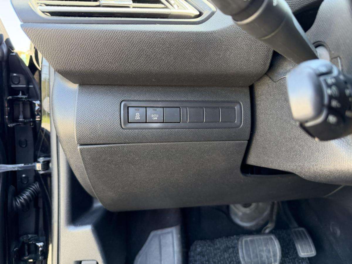 peugeot-308-sw-2015-diesel-1997cc