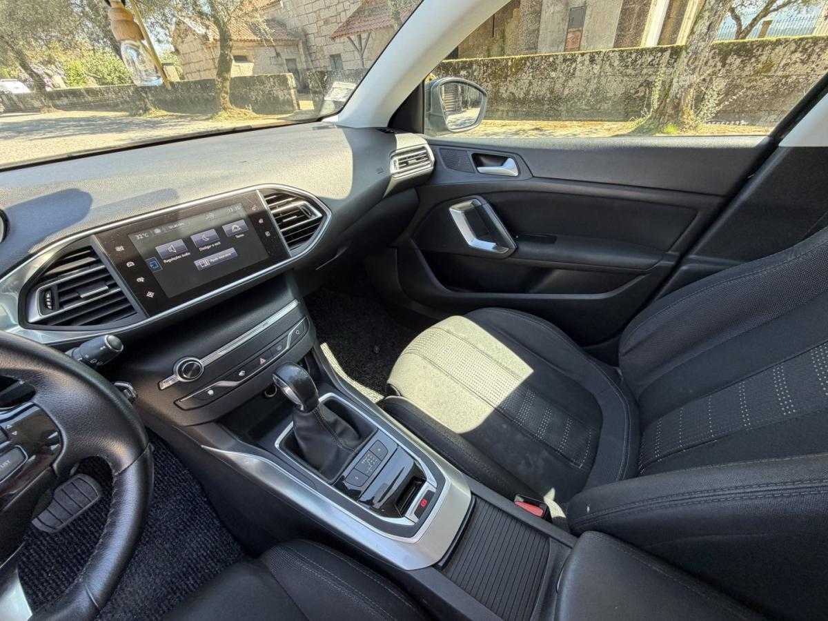 peugeot-308-sw-2015-diesel-1997cc