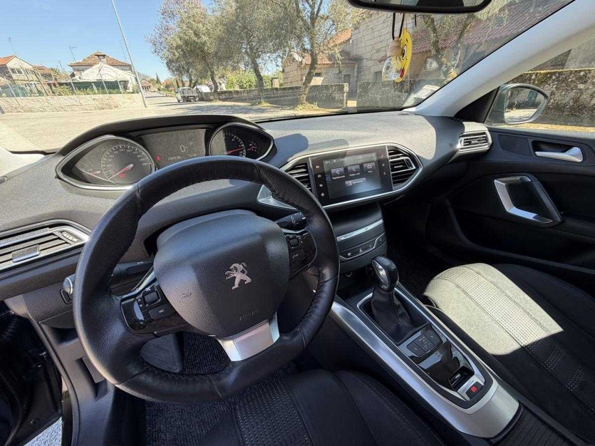 peugeot-308-sw-2015-diesel-1997cc