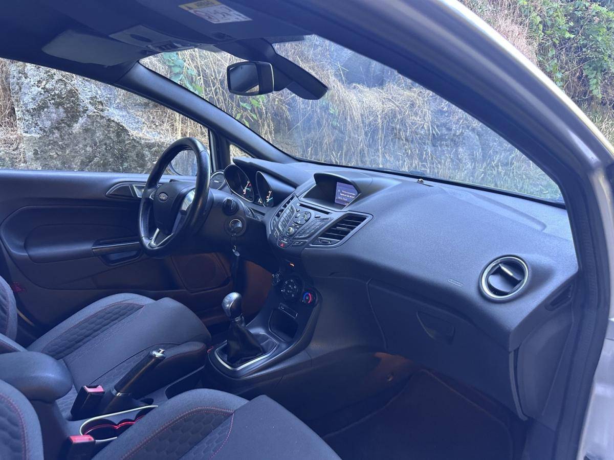 ford-fiesta-2017-gasolina-999cc