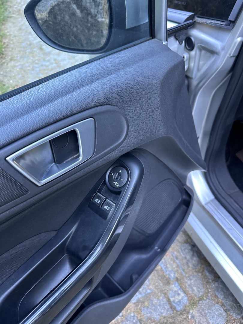 ford-fiesta-2017-gasolina-999cc