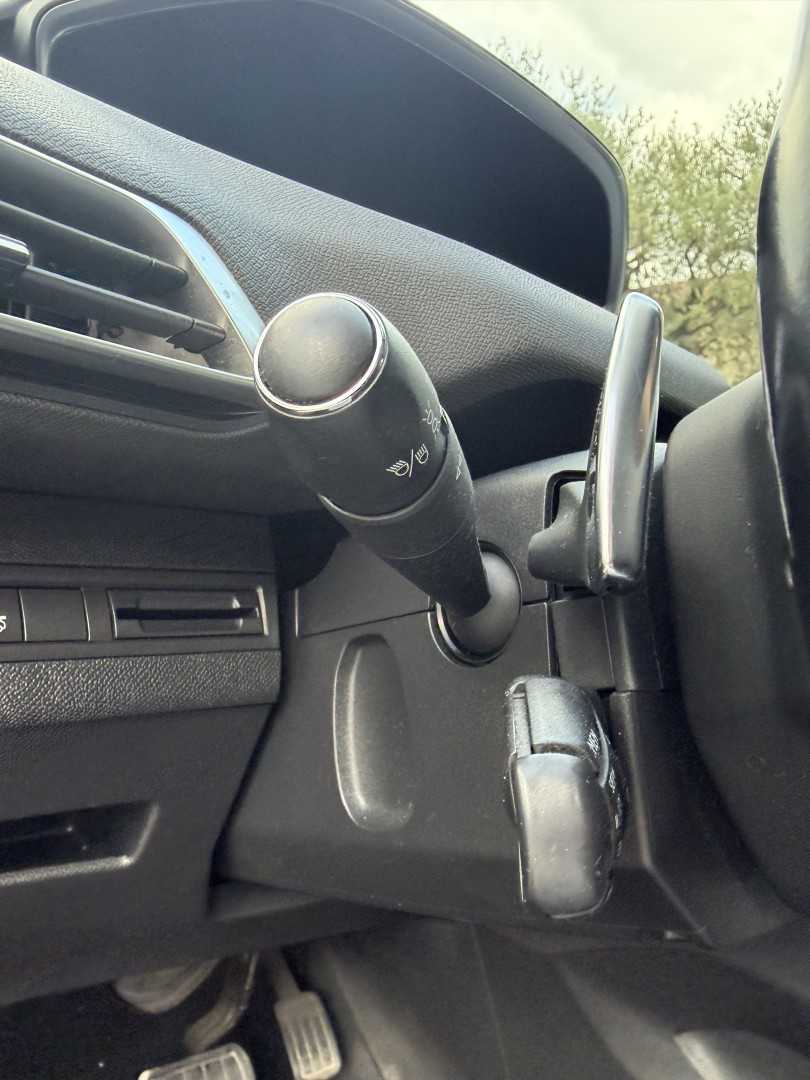 peugeot-3008-2018-diesel-1560cc