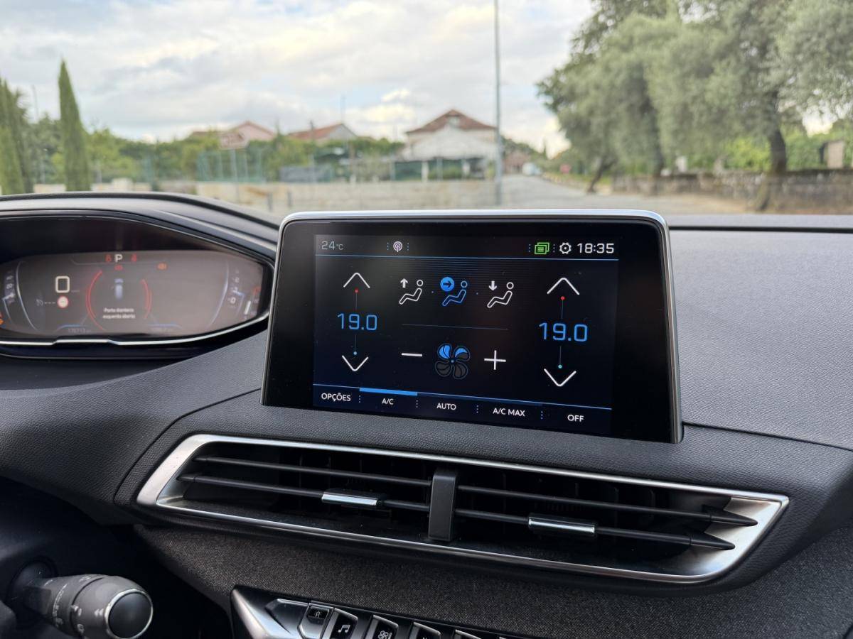 peugeot-3008-2018-diesel-1560cc
