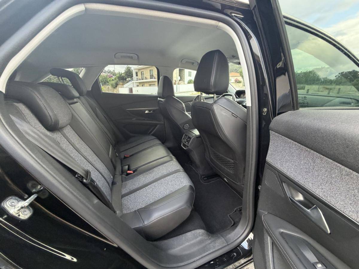 peugeot-3008-2018-diesel-1560cc