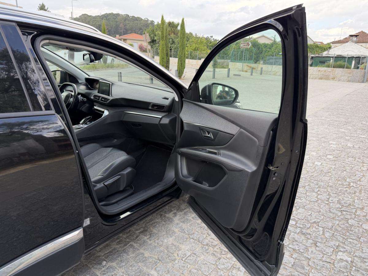 peugeot-3008-2018-diesel-1560cc