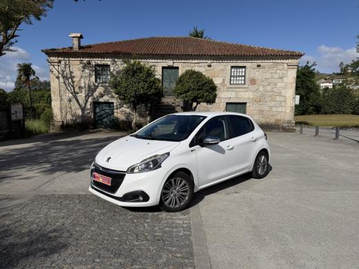 peugeot-208-2017-diesel-1560cc