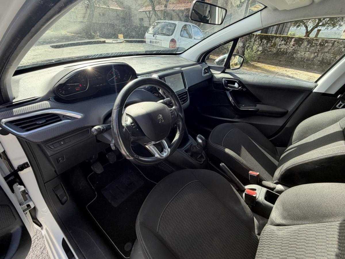 peugeot-208-2017-diesel-1560cc