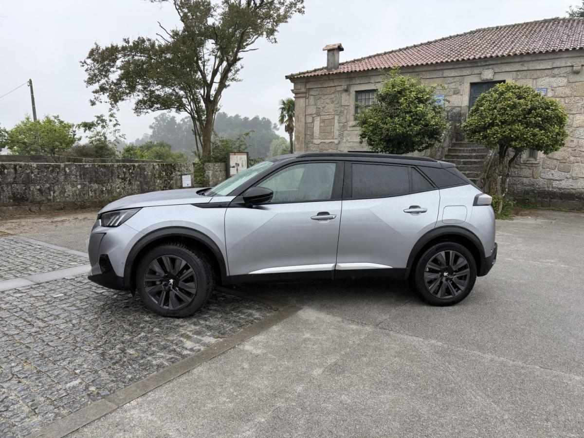 peugeot-e-2008-2021-eletrico-0cc