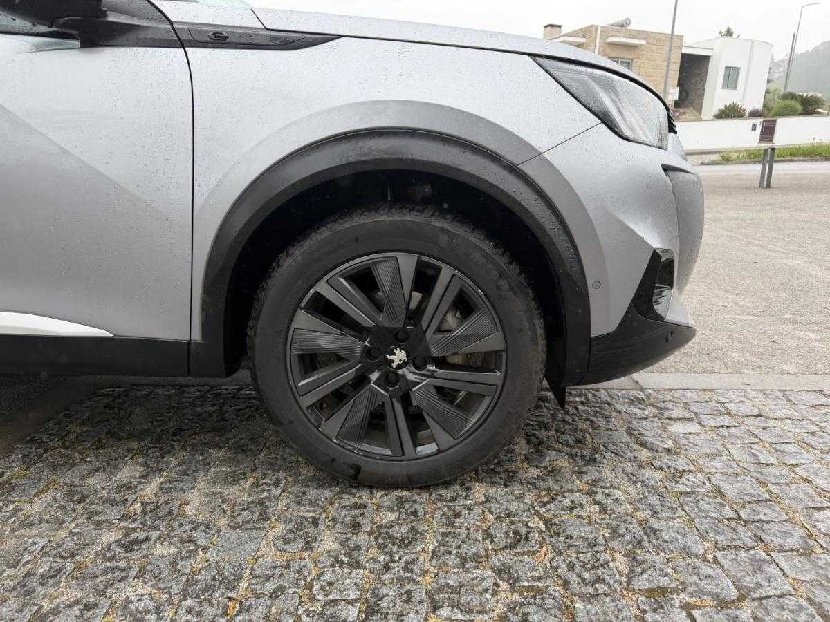 peugeot-e-2008-2021-eletrico-0cc