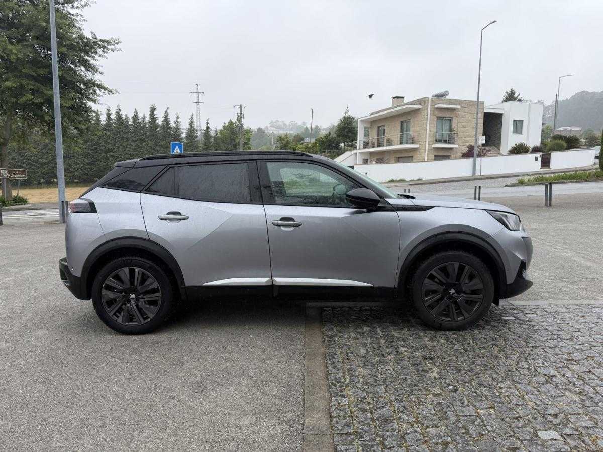 peugeot-e-2008-2021-eletrico-0cc