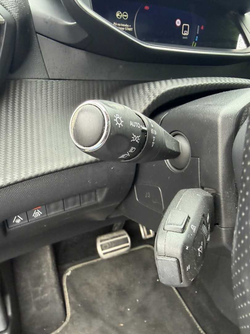 peugeot-e-2008-2021-eletrico-0cc